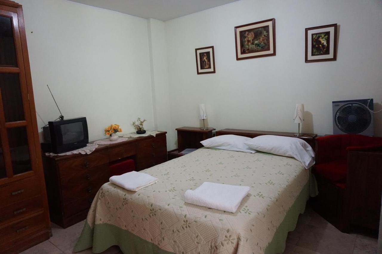 Hostal Camiluz นัซกา ภายนอก รูปภาพ